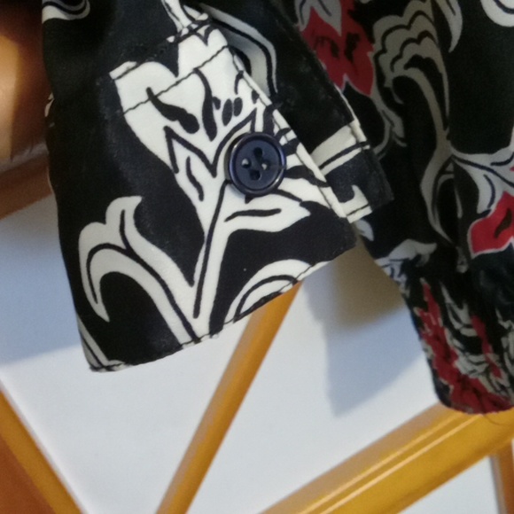 Alfred Dunner Black Floral design top - Picture 8 of 9